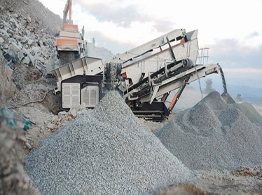四川西昌时产150吨硬质岩履带式移动破碎生产线