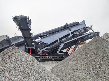 履带式移动破碎站